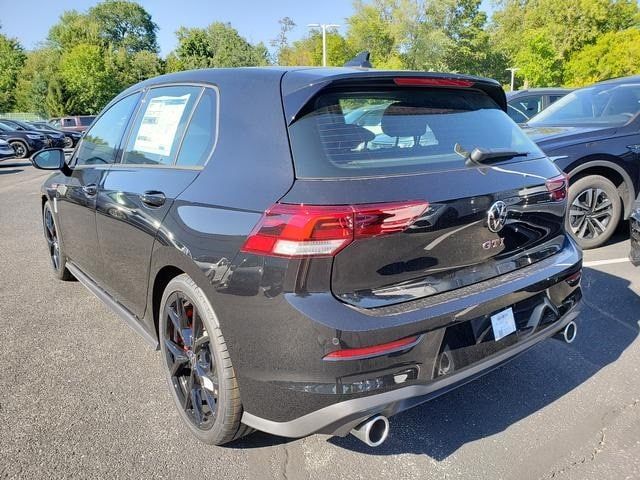 2024 Volkswagen Golf GTI 380 SE