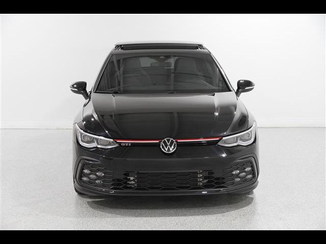 2024 Volkswagen Golf GTI 380 SE