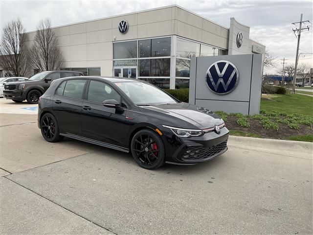 2024 Volkswagen Golf GTI 380 SE