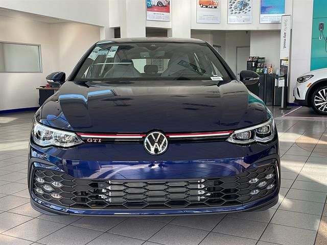 2024 Volkswagen Golf GTI Autobahn