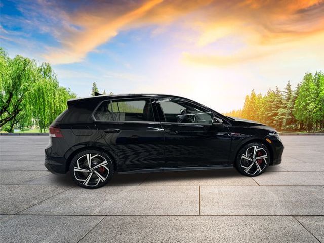 2024 Volkswagen Golf GTI SE