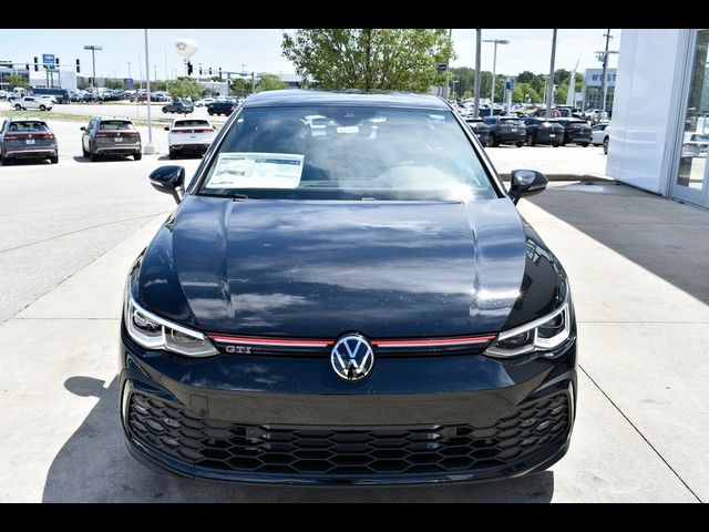 2024 Volkswagen Golf GTI SE