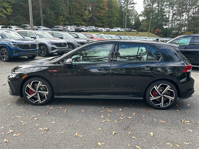 2024 Volkswagen Golf GTI SE