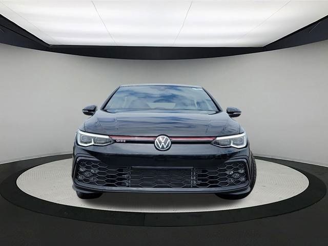 2024 Volkswagen Golf GTI SE