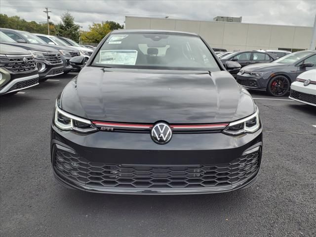 2024 Volkswagen Golf GTI SE