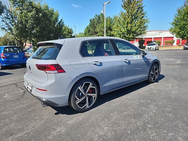 2024 Volkswagen Golf GTI SE