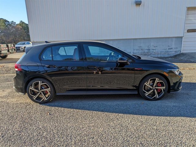 2024 Volkswagen Golf GTI SE