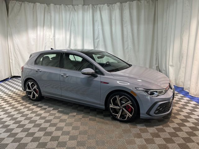 2024 Volkswagen Golf GTI SE