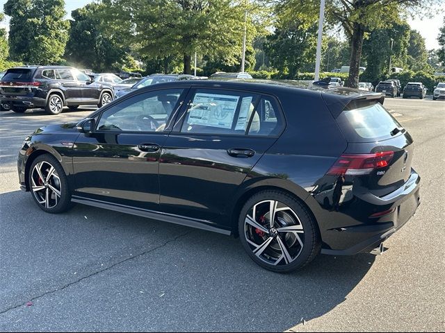 2024 Volkswagen Golf GTI SE