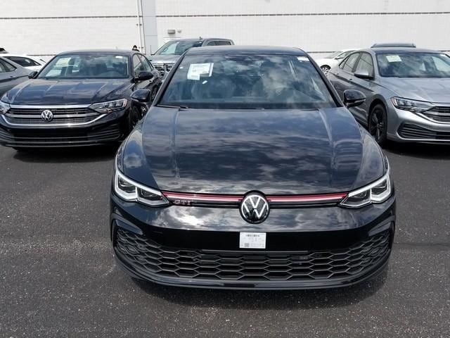 2024 Volkswagen Golf GTI SE