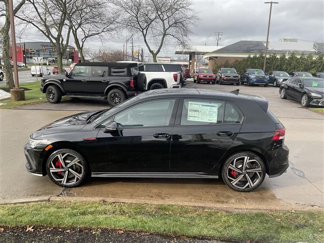 2024 Volkswagen Golf GTI SE