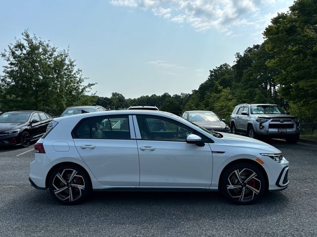 2024 Volkswagen Golf GTI SE