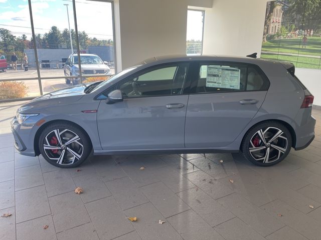 2024 Volkswagen Golf GTI SE