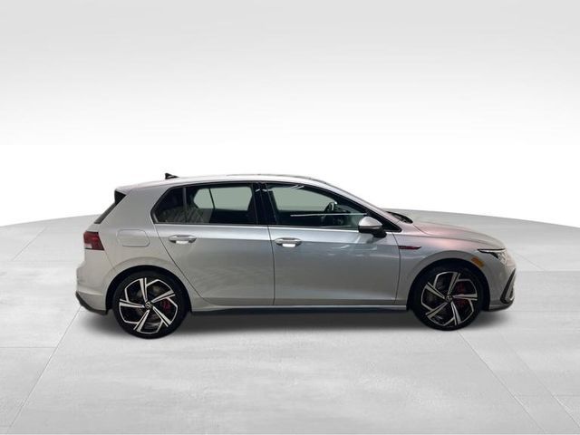 2024 Volkswagen Golf GTI SE