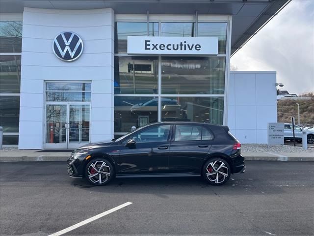 2024 Volkswagen Golf GTI SE