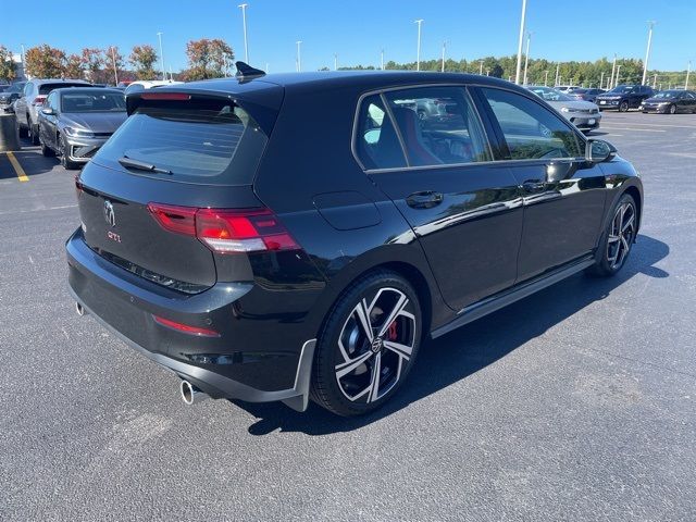 2024 Volkswagen Golf GTI SE