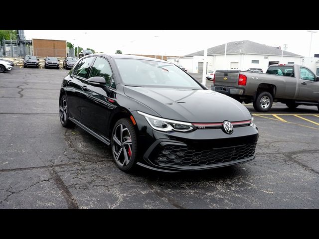 2024 Volkswagen Golf GTI SE