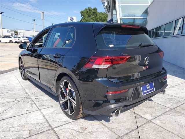 2024 Volkswagen Golf GTI SE