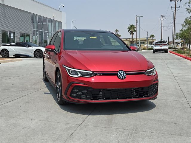 2024 Volkswagen Golf GTI SE