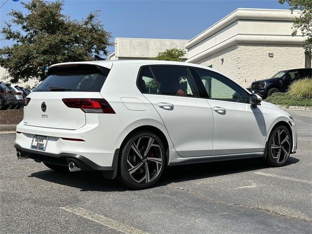 2024 Volkswagen Golf GTI SE