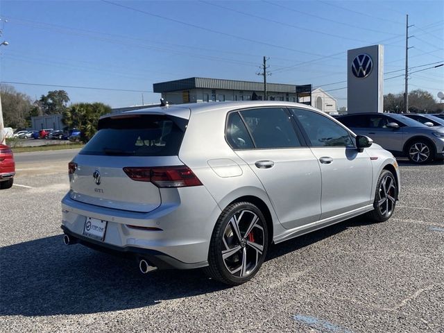 2024 Volkswagen Golf GTI SE