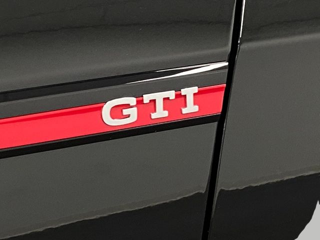 2024 Volkswagen Golf GTI SE