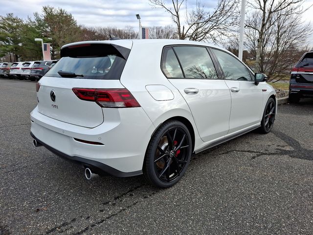 2024 Volkswagen Golf GTI 380 SE