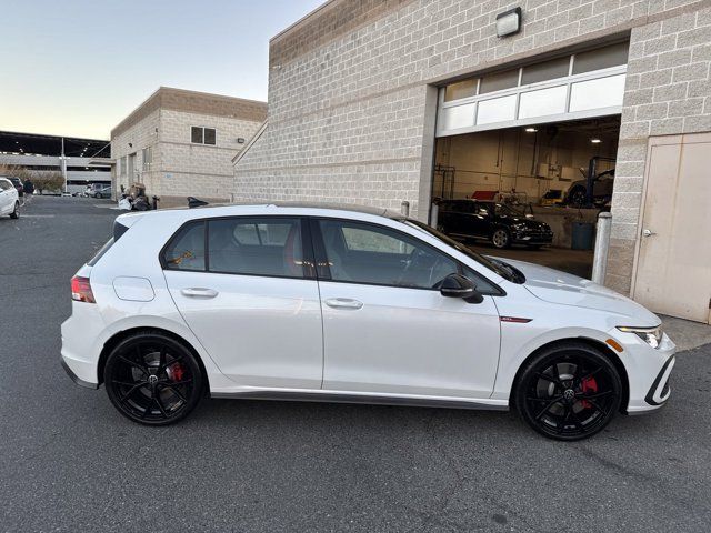 2024 Volkswagen Golf GTI 380 SE