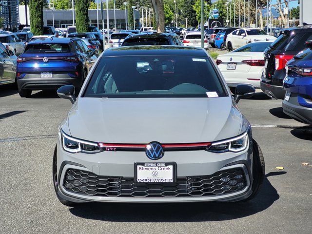 2024 Volkswagen Golf GTI 380 SE