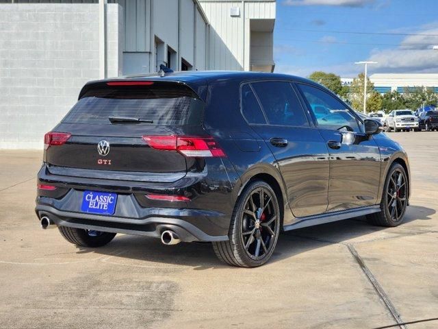 2024 Volkswagen Golf GTI 380 SE