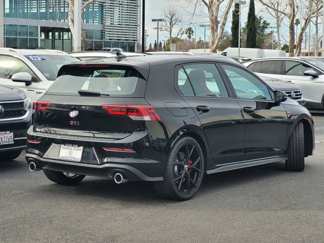 2024 Volkswagen Golf GTI 380 SE