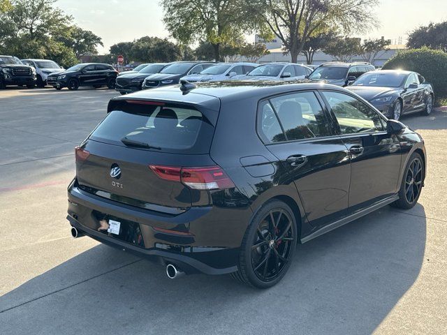 2024 Volkswagen Golf GTI 380 SE