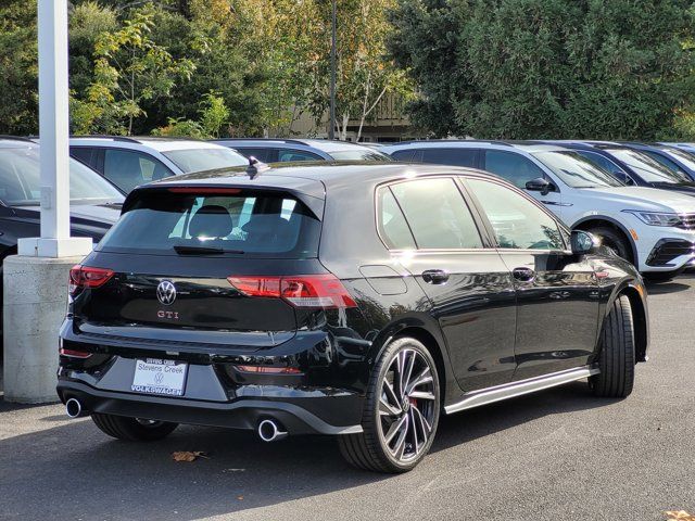 2024 Volkswagen Golf GTI Autobahn