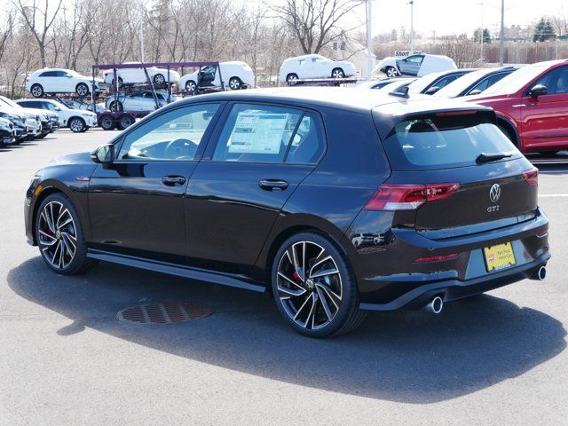 2024 Volkswagen Golf GTI Autobahn