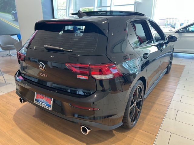 2024 Volkswagen Golf GTI 380 Autobahn