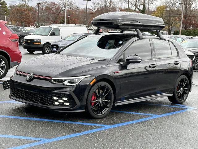 2024 Volkswagen Golf GTI SE