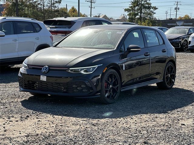 2024 Volkswagen Golf GTI 380 SE