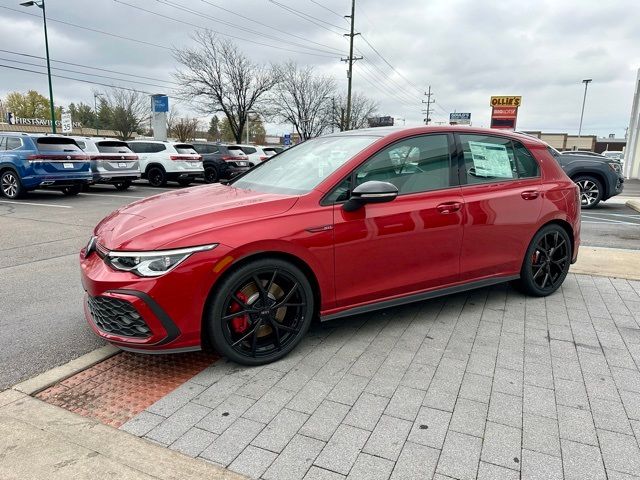 2024 Volkswagen Golf GTI 380 SE