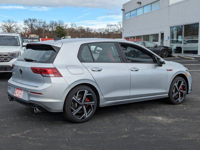 2024 Volkswagen Golf GTI SE