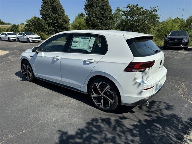 2024 Volkswagen Golf GTI SE