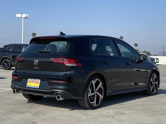 2024 Volkswagen Golf GTI SE