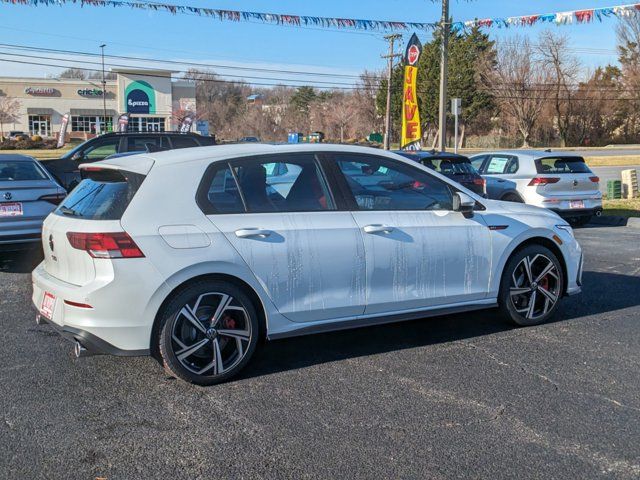 2024 Volkswagen Golf GTI SE