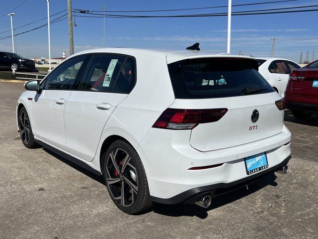 2024 Volkswagen Golf GTI SE