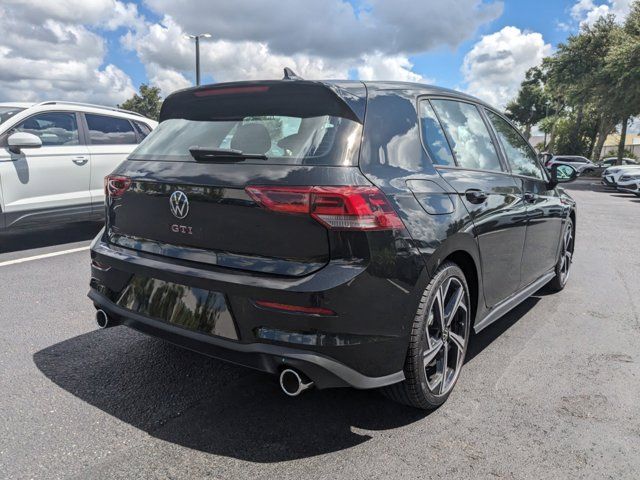 2024 Volkswagen Golf GTI SE