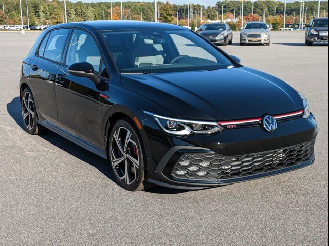 2024 Volkswagen Golf GTI SE