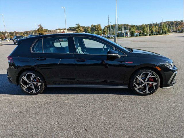 2024 Volkswagen Golf GTI SE