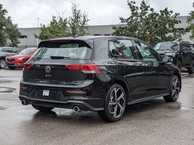 2024 Volkswagen Golf GTI SE