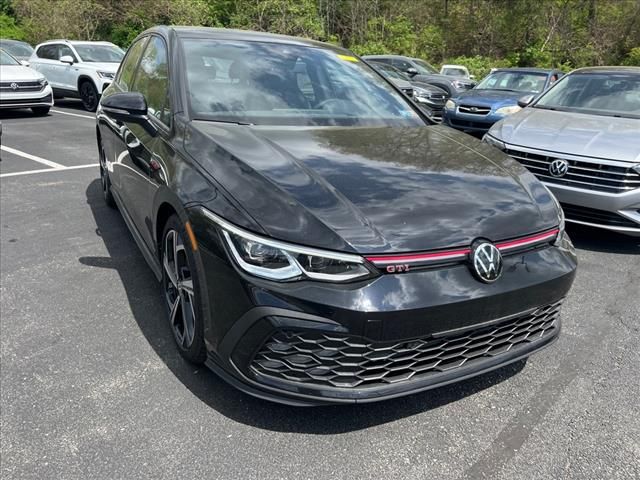 2024 Volkswagen Golf GTI SE