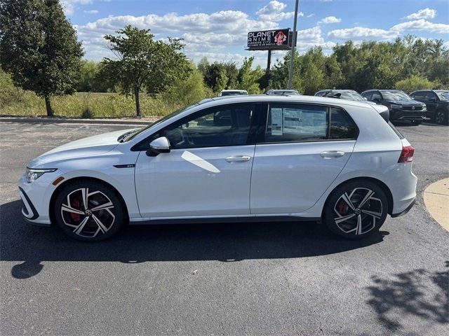 2024 Volkswagen Golf GTI SE