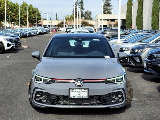 2024 Volkswagen Golf GTI SE